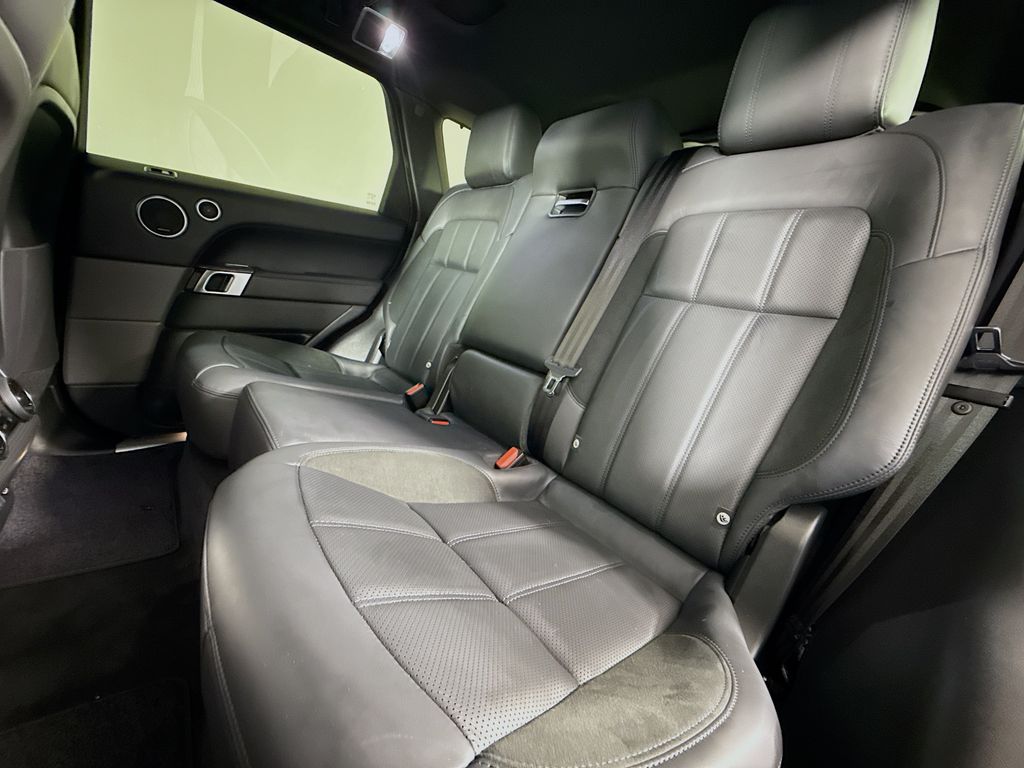 Thumbnail: 2022 Land Rover Range Rover Sport - 25