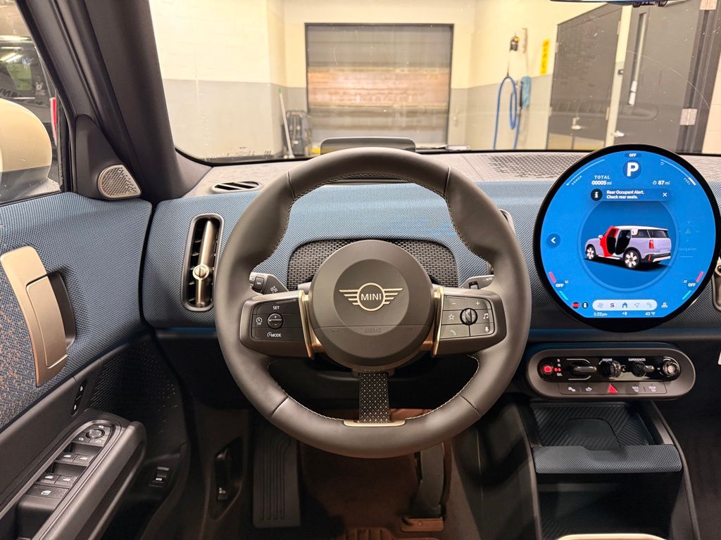 Thumbnail: 2027 MINI Cooper Countryman - 22