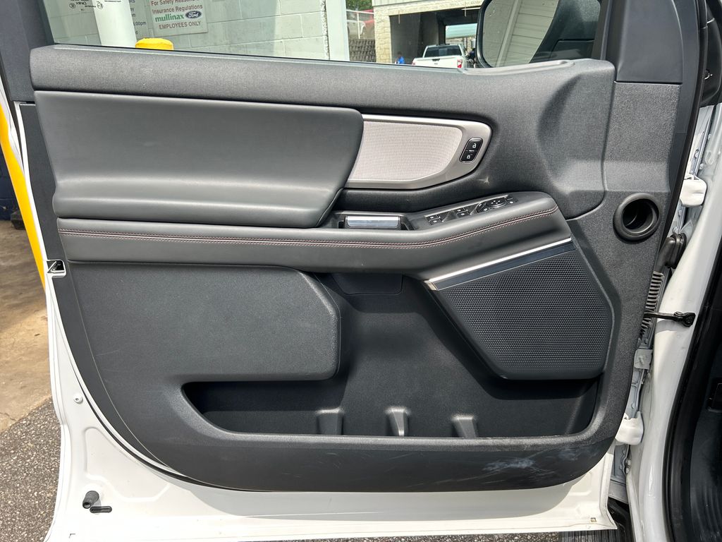 2025 White Ford Expedition Active RWD SUV