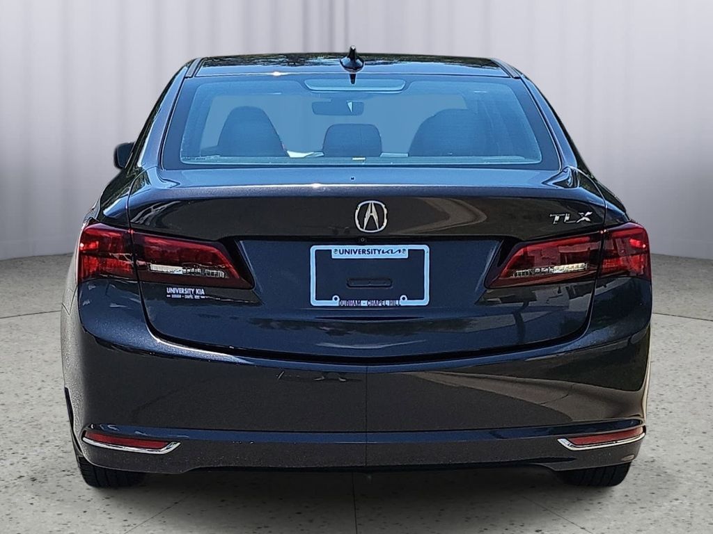 Used 2015  Acura V6 Tech image 4