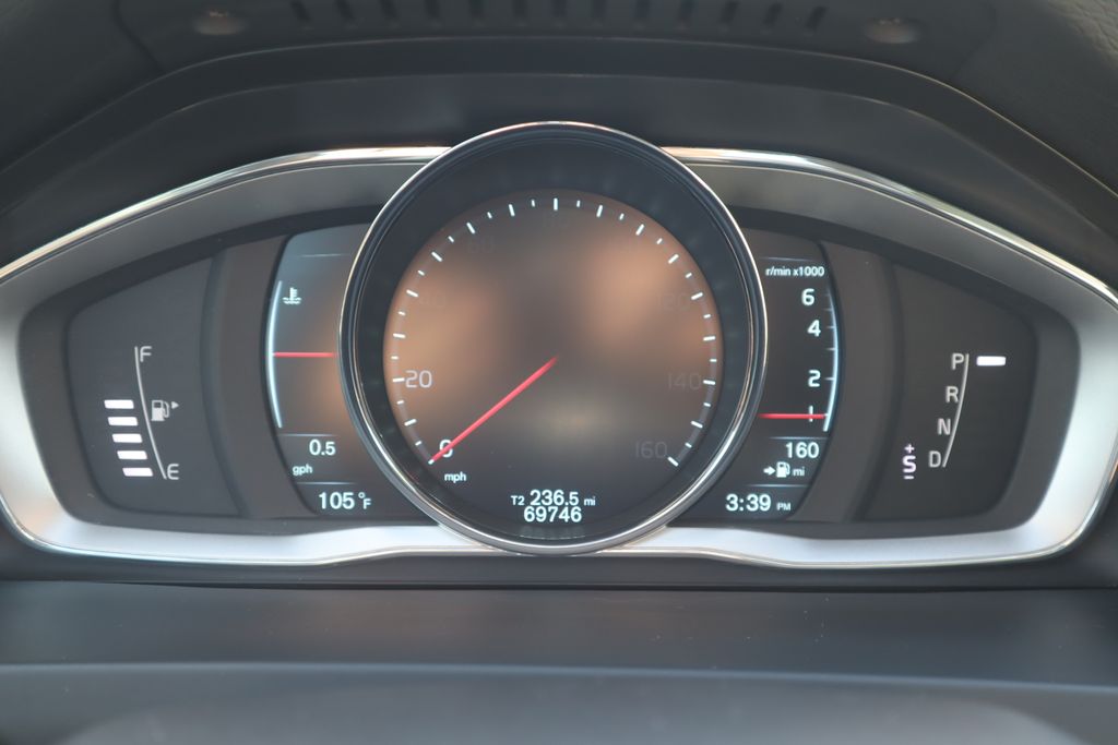 2015 Volvo V60 T5 30