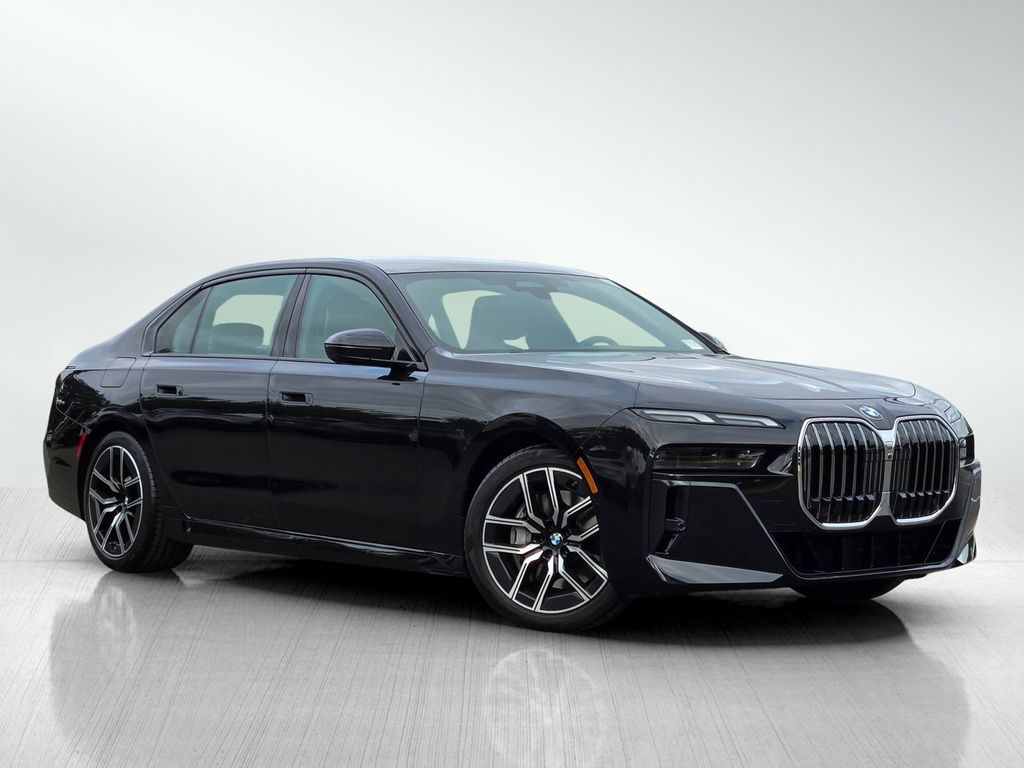  2024 BMW 7 Series 740i RWD   
