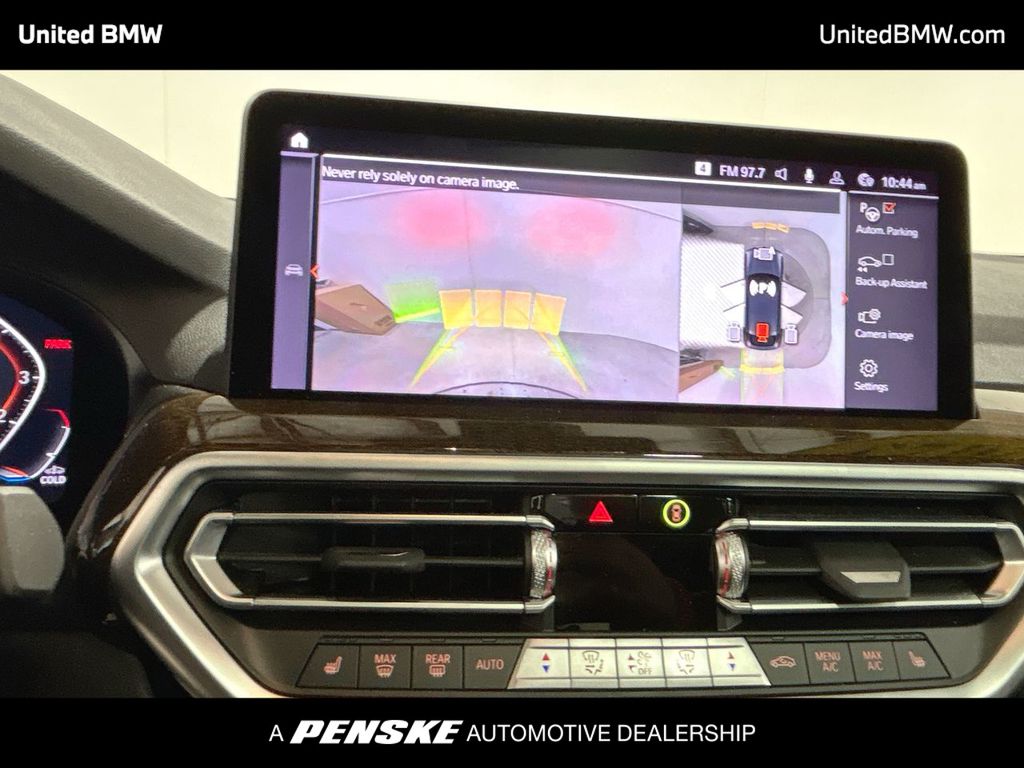 Thumbnail: 2023 BMW X4 - 17