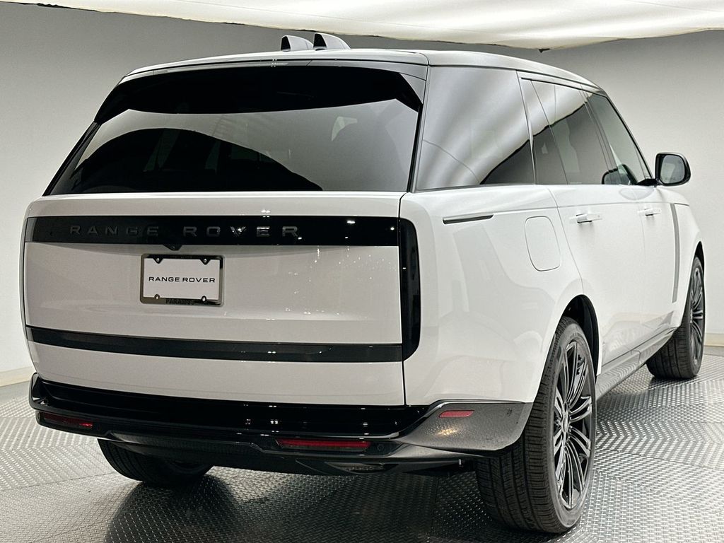 Thumbnail: 2027 Land Rover Range Rover - 3