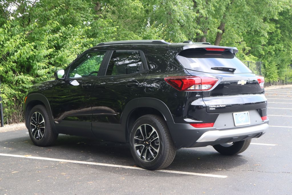 Thumbnail: 2026 Chevrolet TrailBlazer - 8