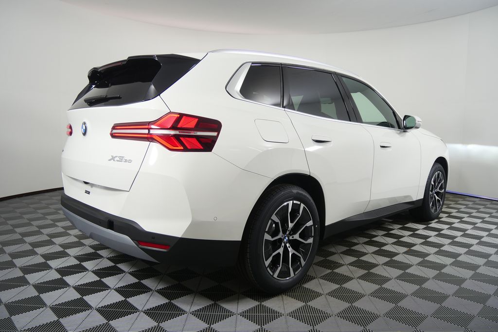 Thumbnail: 2026 BMW X3 - 3