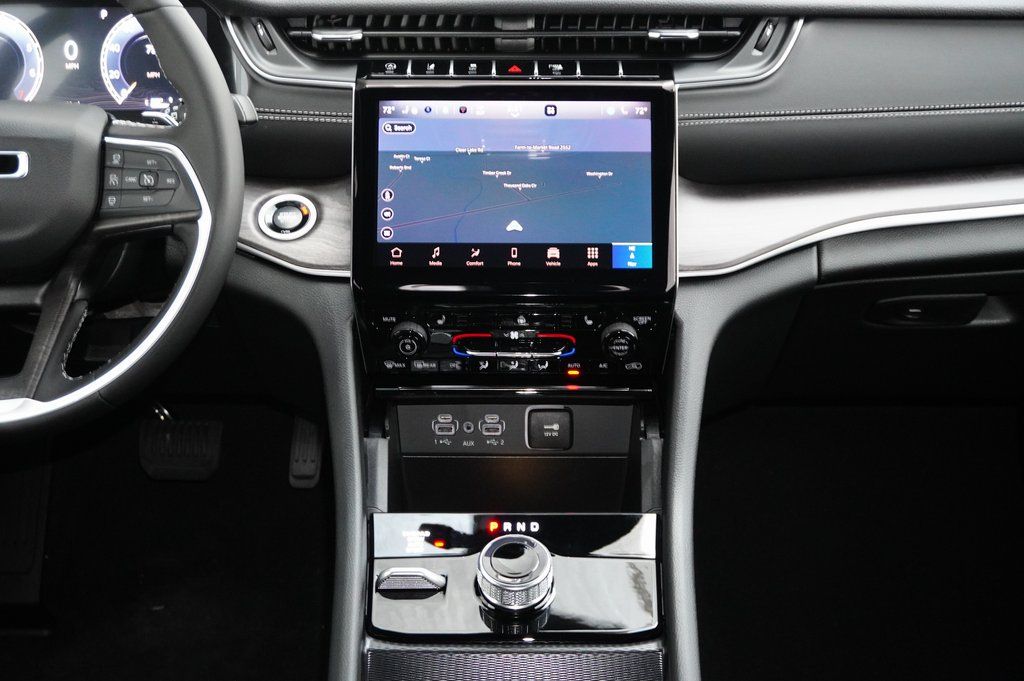 New Car 2025 Jeep Grand Cherokee L  Limited For Sale Under $50,000 In Weatherford, Texas