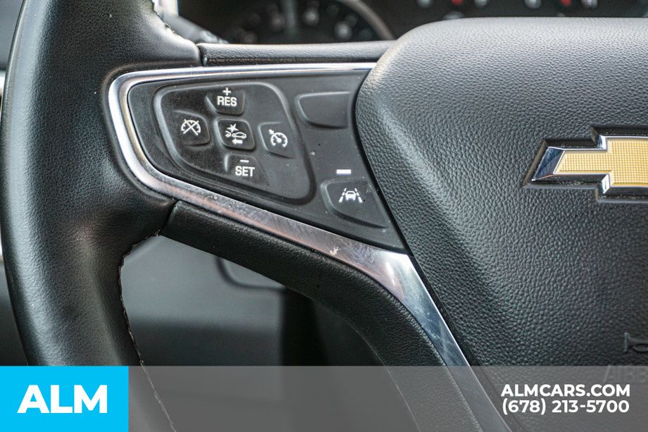 Used 2024 Gray Chevrolet LT image 29