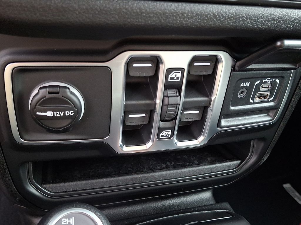 New 2026 Jeep Wrangler SUV