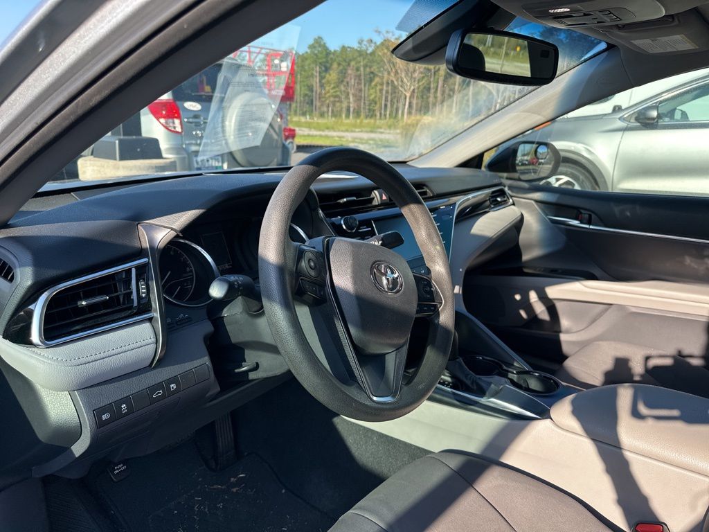 2018 Toyota Camry L 11