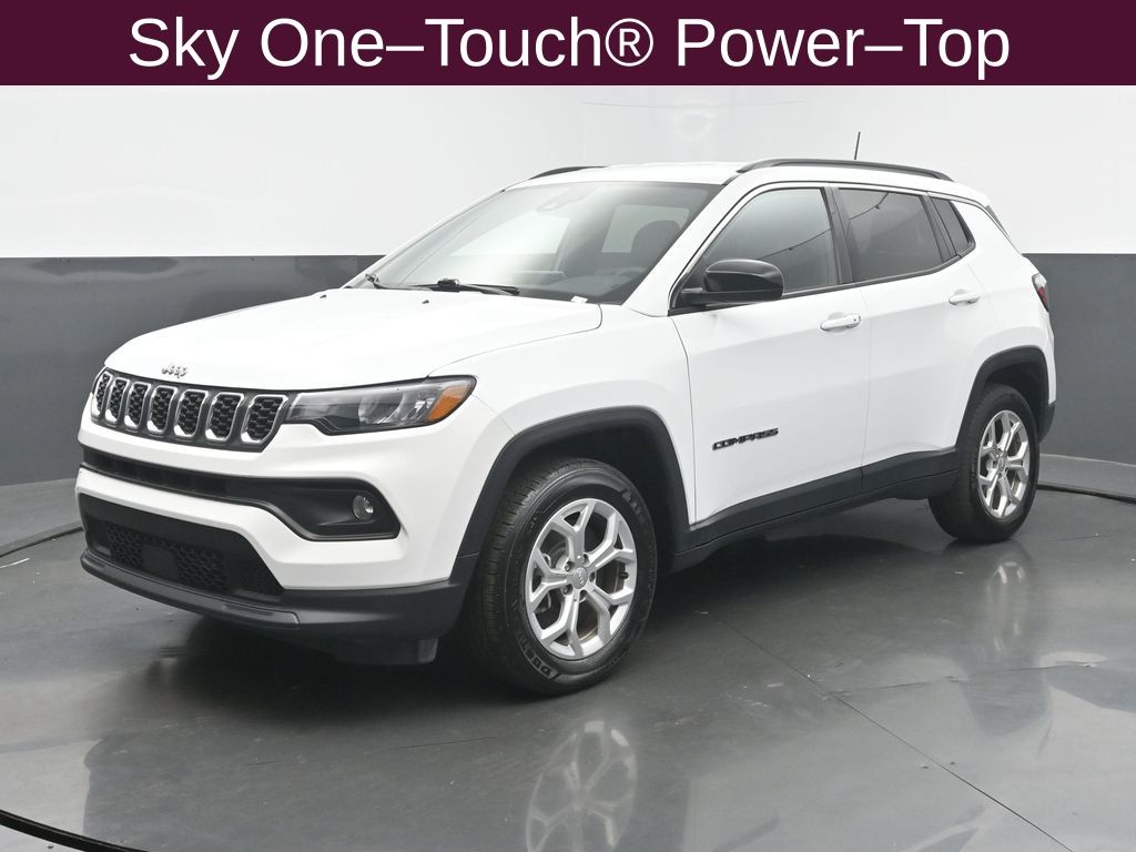 Bright White Clearcoat 2024 Jeep Compass SUV / Crossover Four-Wheel Drive 8-Speed Automatic