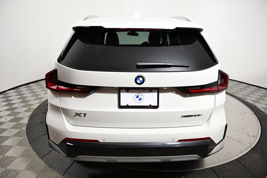 Thumbnail: 2025 BMW X1 - 4