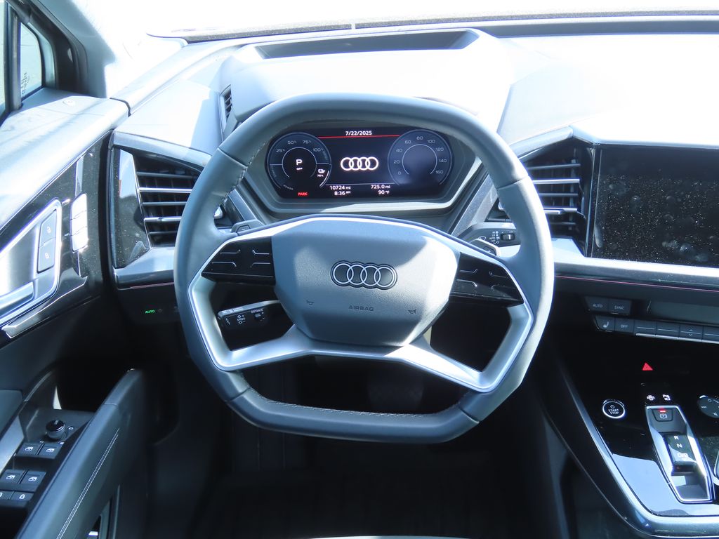 Thumbnail: 2024 Audi Q4 e-tron - 6