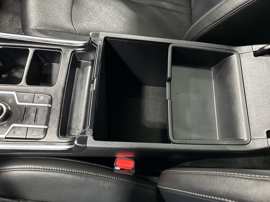 used 2023 Kia Sorento car, priced at $25,801