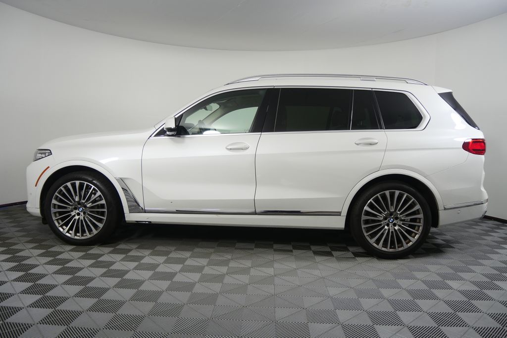 Thumbnail: 2022 BMW X7 - 6