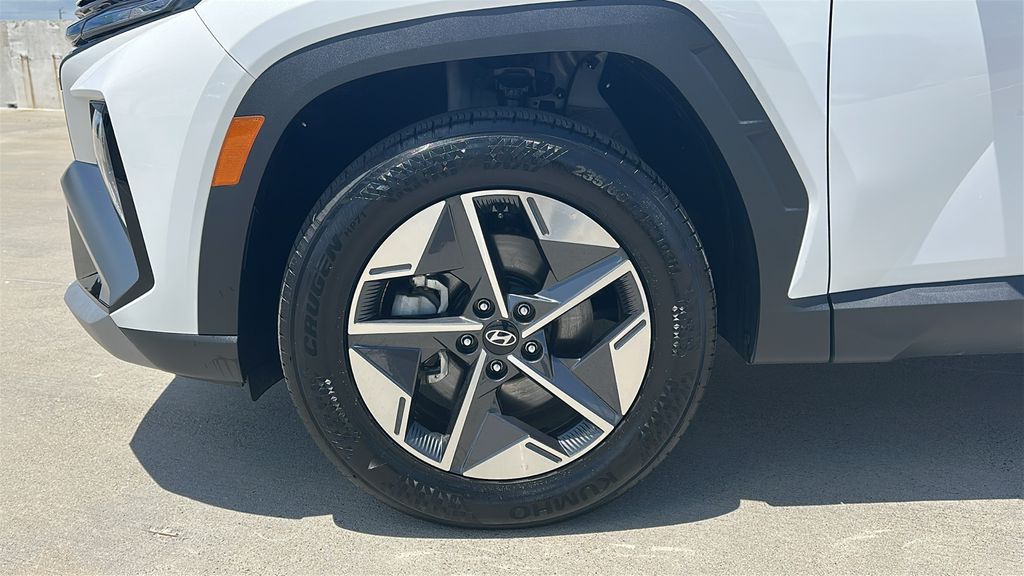 2025 Hyundai Tucson SEL White at Baytown Hyundai