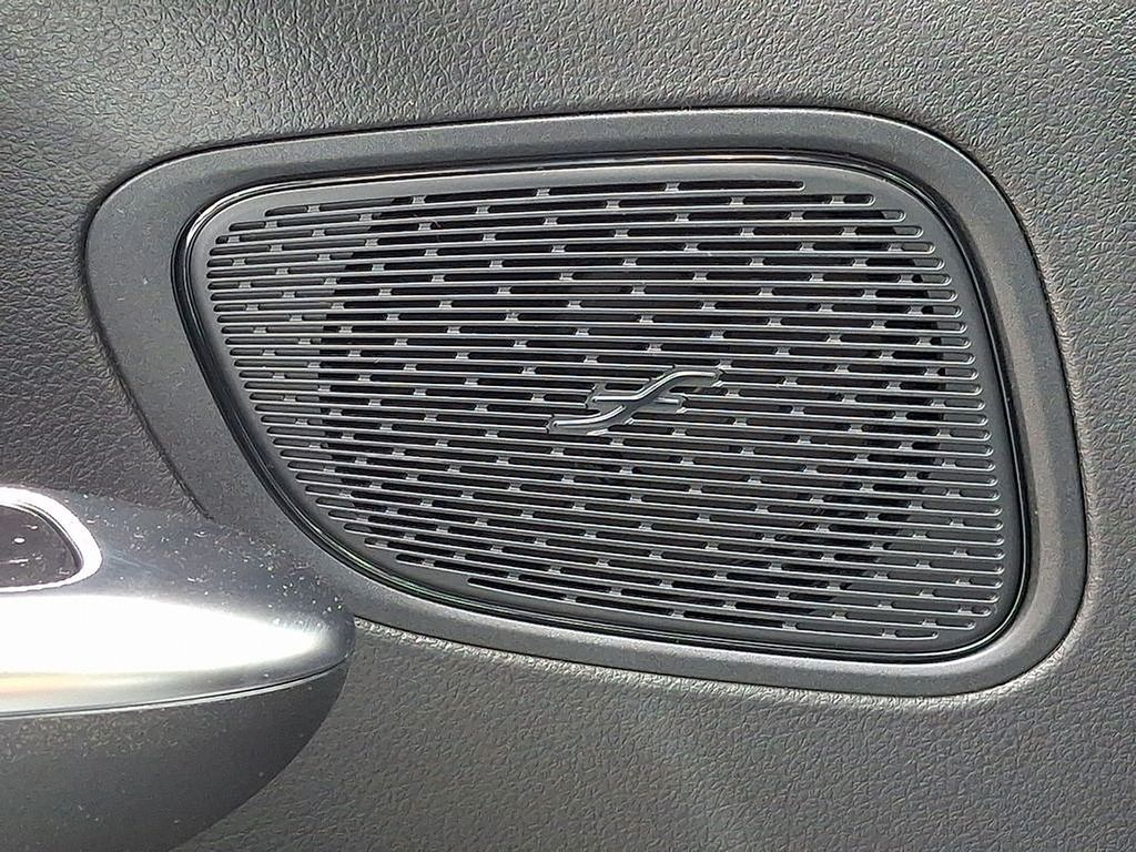 Thumbnail: 2025 Mercedes-Benz GLC - 16