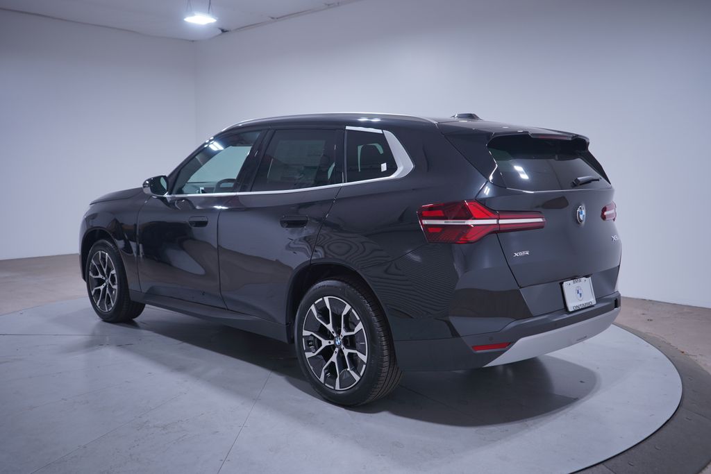 Thumbnail: 2026 BMW X3 - 3