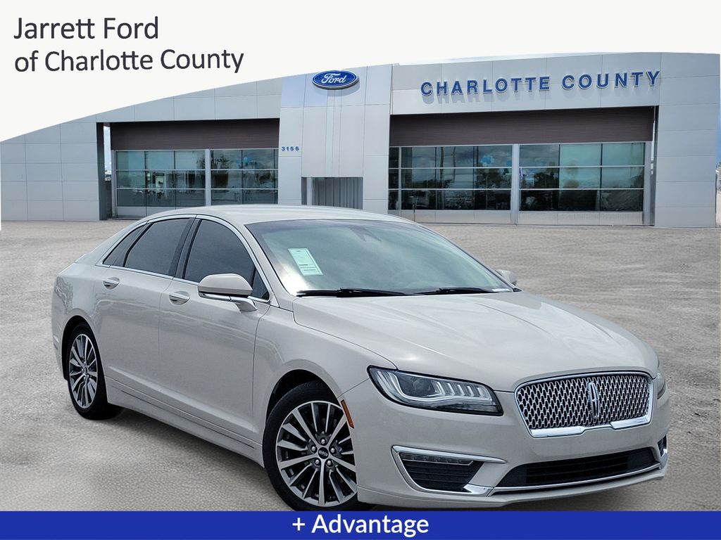 2020 Lincoln MKZ Standard FWD
