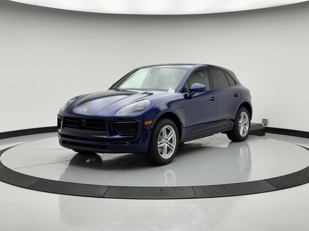 2024 Porsche Macan  -
                Chantilly, VA