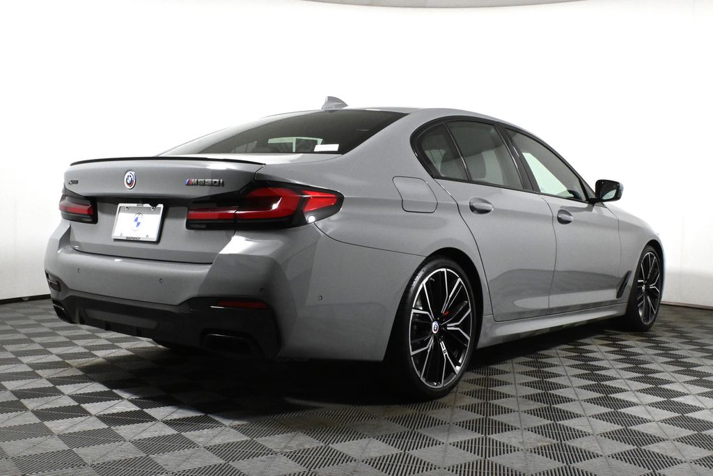 Thumbnail: 2023 BMW 5 Series - 7