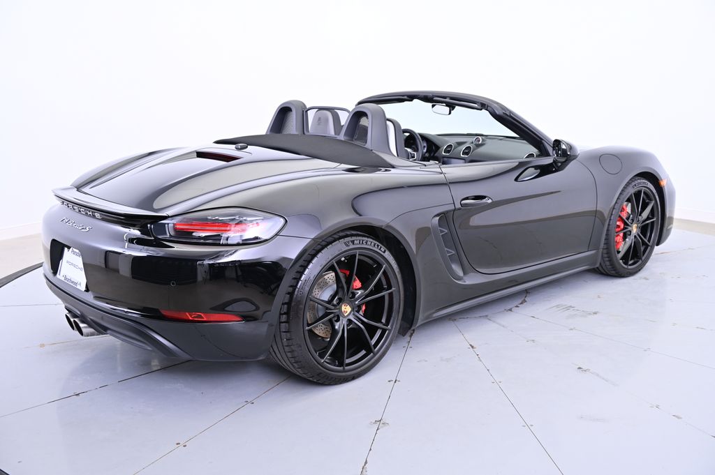 2022 Porsche 718 Boxster S 5