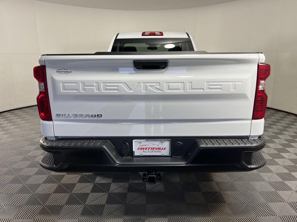 Thumbnail: 2026 Chevrolet Silverado 1500 - 4