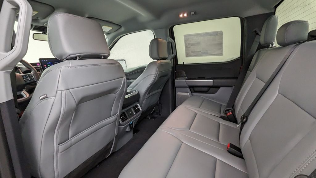 2025 Ford F-150 Lightning Flash - Photo 84