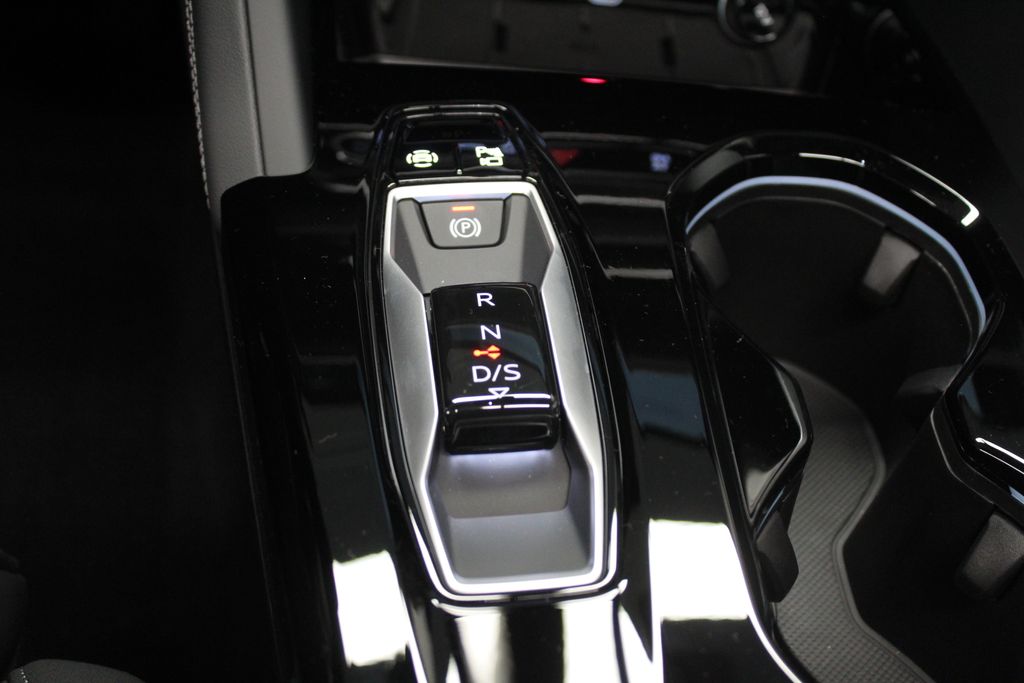 Thumbnail: 2026 Audi Q5 - 16