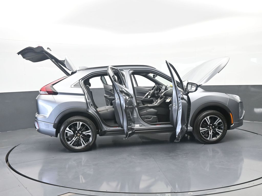 New 2026 Gray Mitsubishi SEL image 77