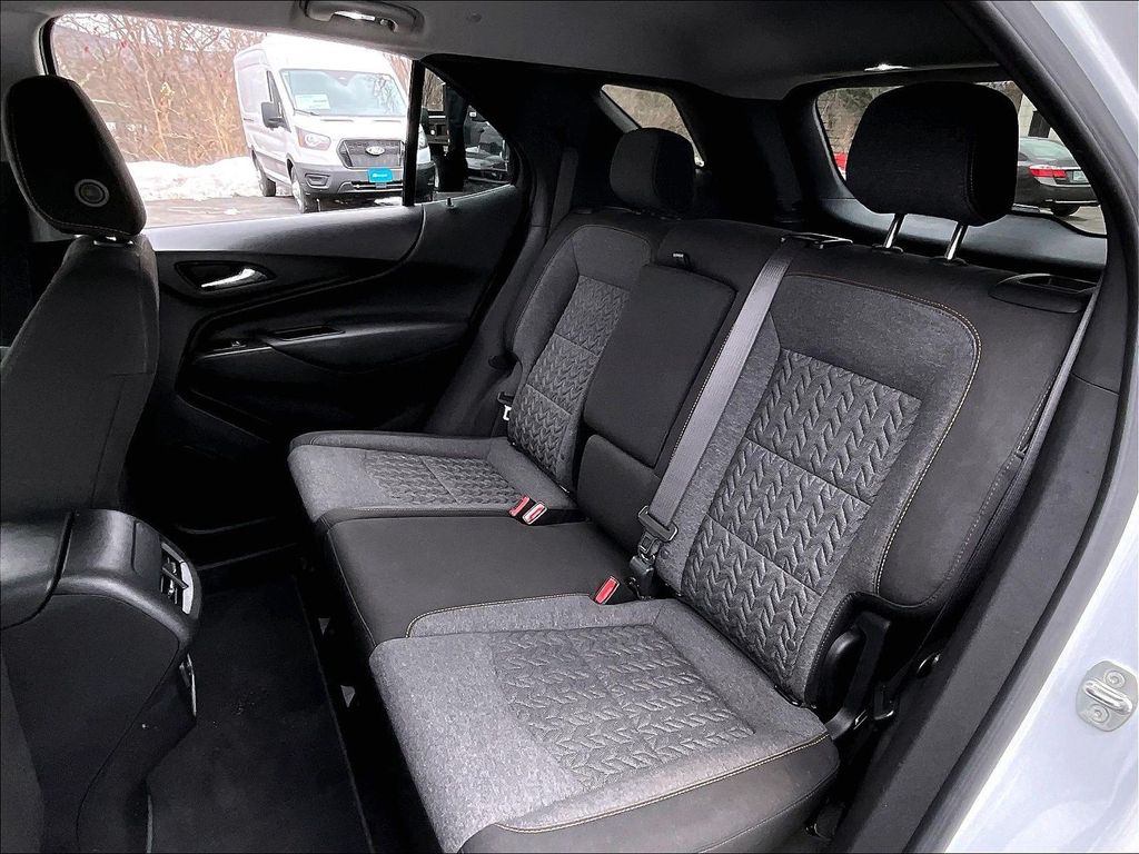2023 Chevrolet Equinox — photo 15