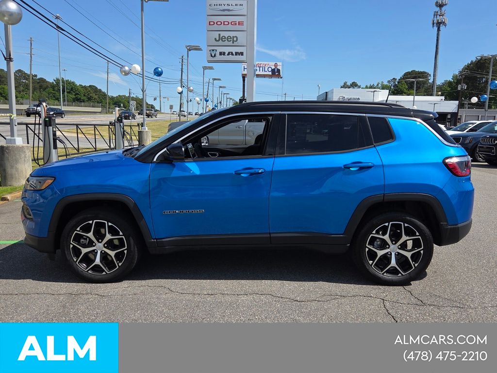 Used 2024 Blue Jeep Limited image 5