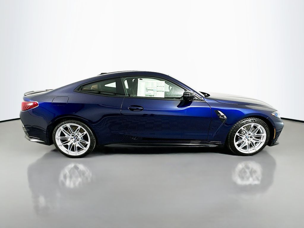 Thumbnail: 2027 BMW M4 - 4