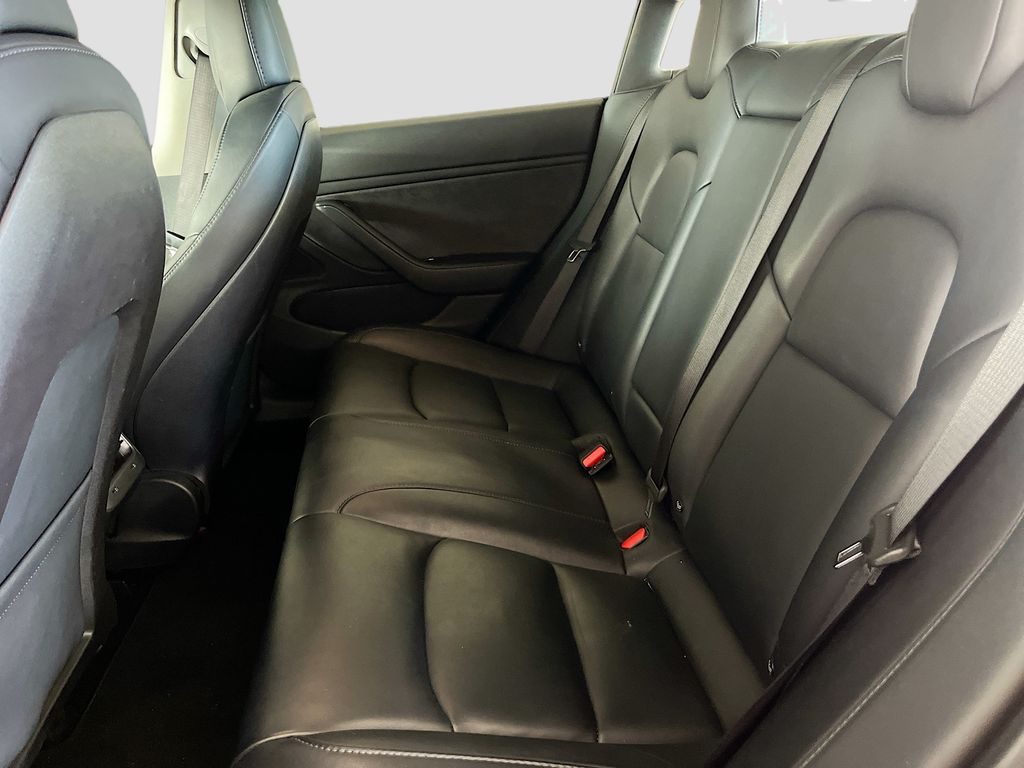 Used 2018 Red Tesla Mid Range image 24