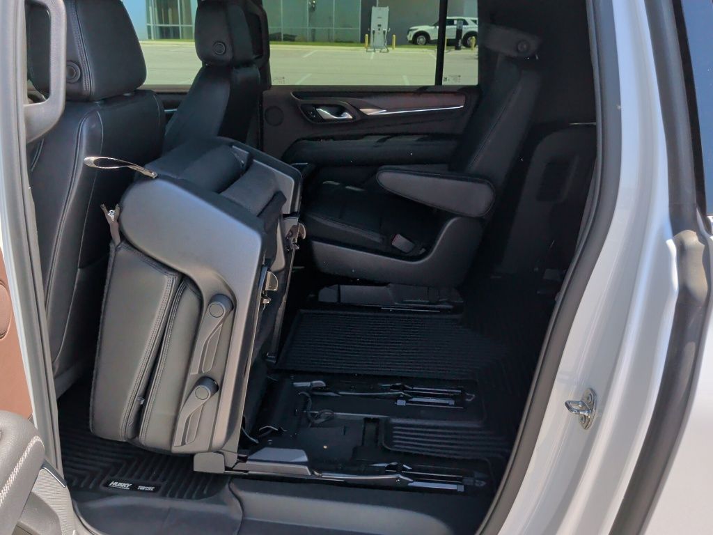 2022 GMC Yukon XL Denali White at Classic Chevrolet Galveston