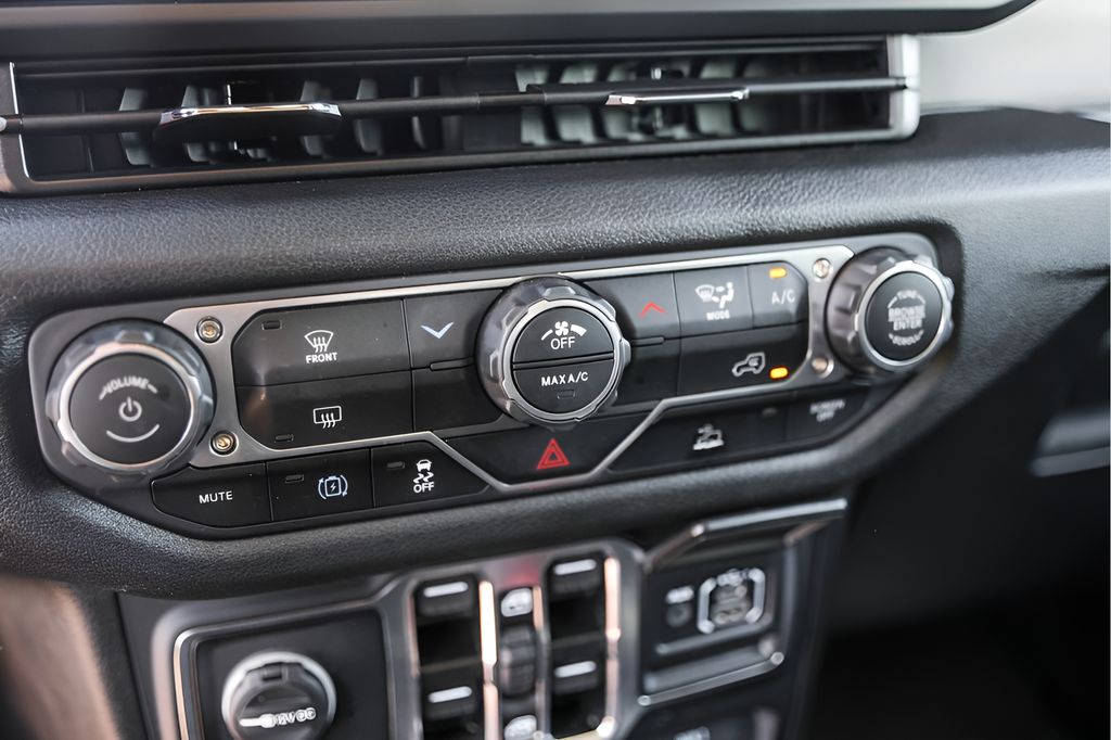 Used Car 2025 Jeep Wrangler  Willys 4xe For Sale Under $35,000 In Austin, Texas