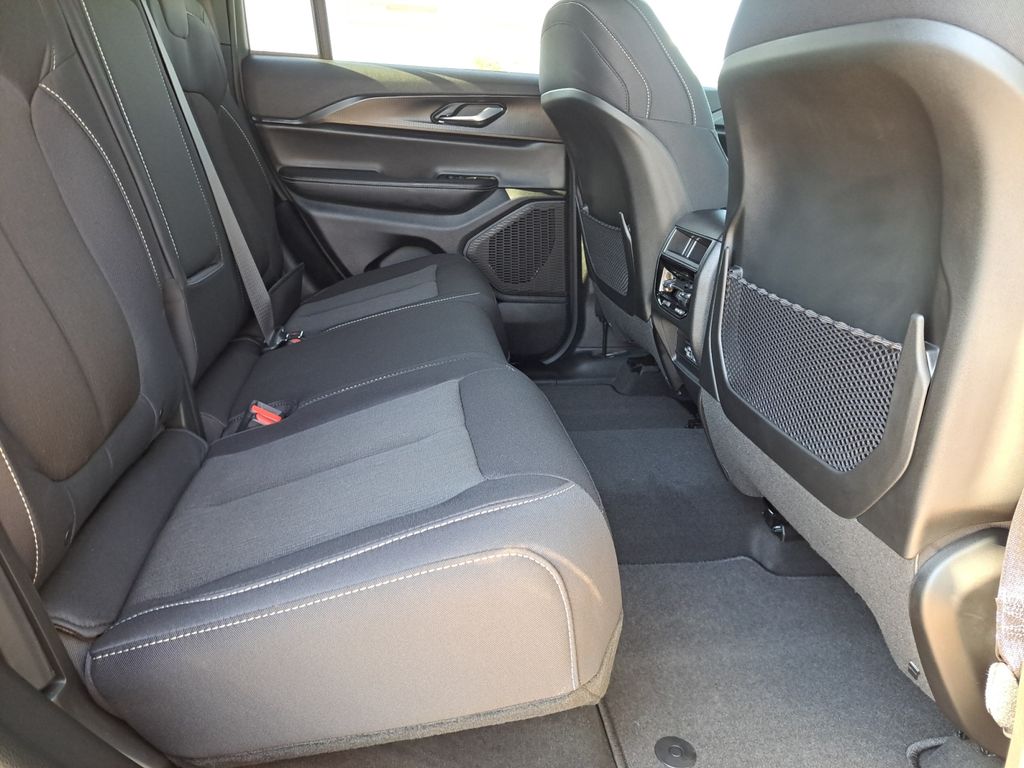 New Car 2025 Jeep Grand Cherokee  Laredo X For Sale Under $35,000 In Austin, Texas
