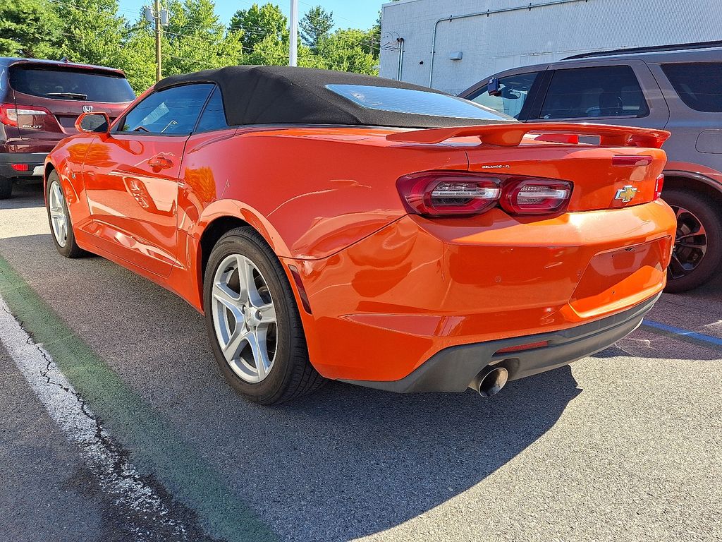 2019 Chevrolet Camaro — photo 4
