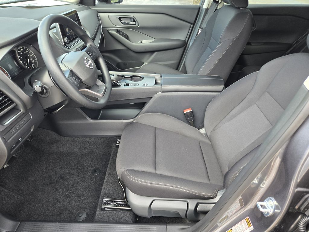 2026 Nissan Rogue S - Photo 7
