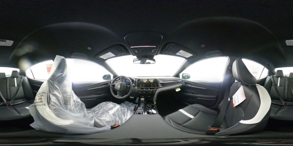2025 Toyota Camry SE 17