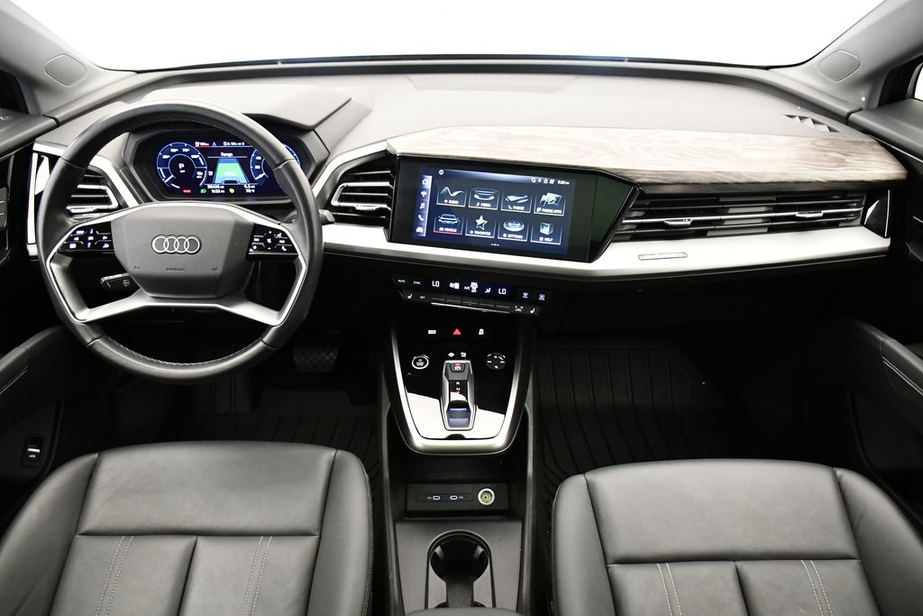 Thumbnail: 2022 Audi Q4 e-tron - 20