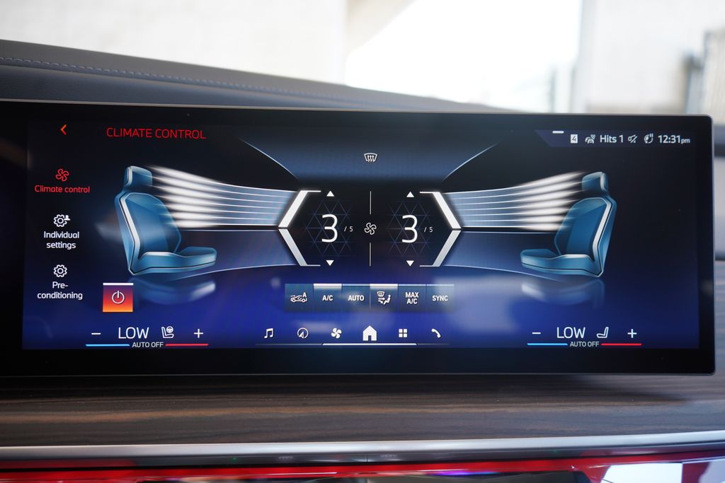 Thumbnail: 2025 BMW 7 Series - 19