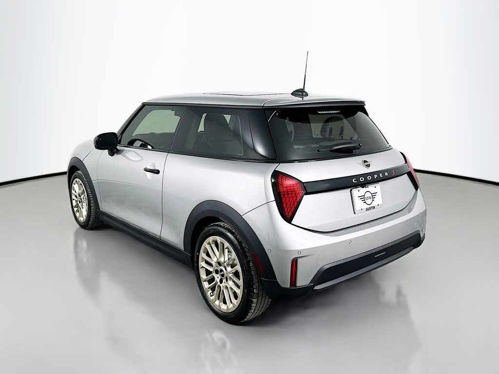 2025 MINI Cooper S 7