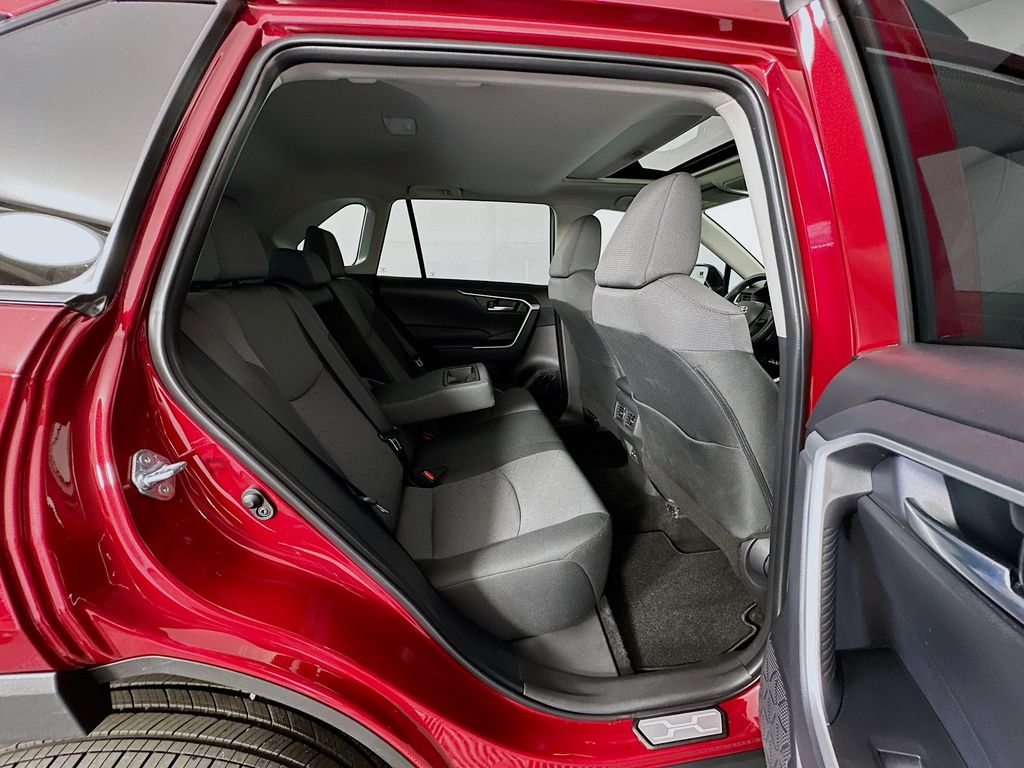 Thumbnail: 2025 Toyota RAV4 - 27