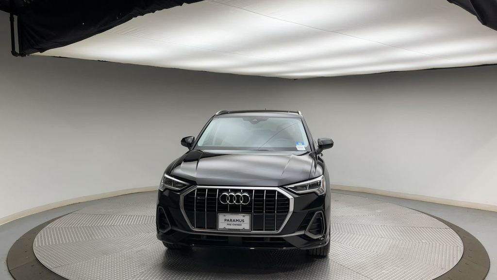 Thumbnail: 2021 Audi Q3 - 7