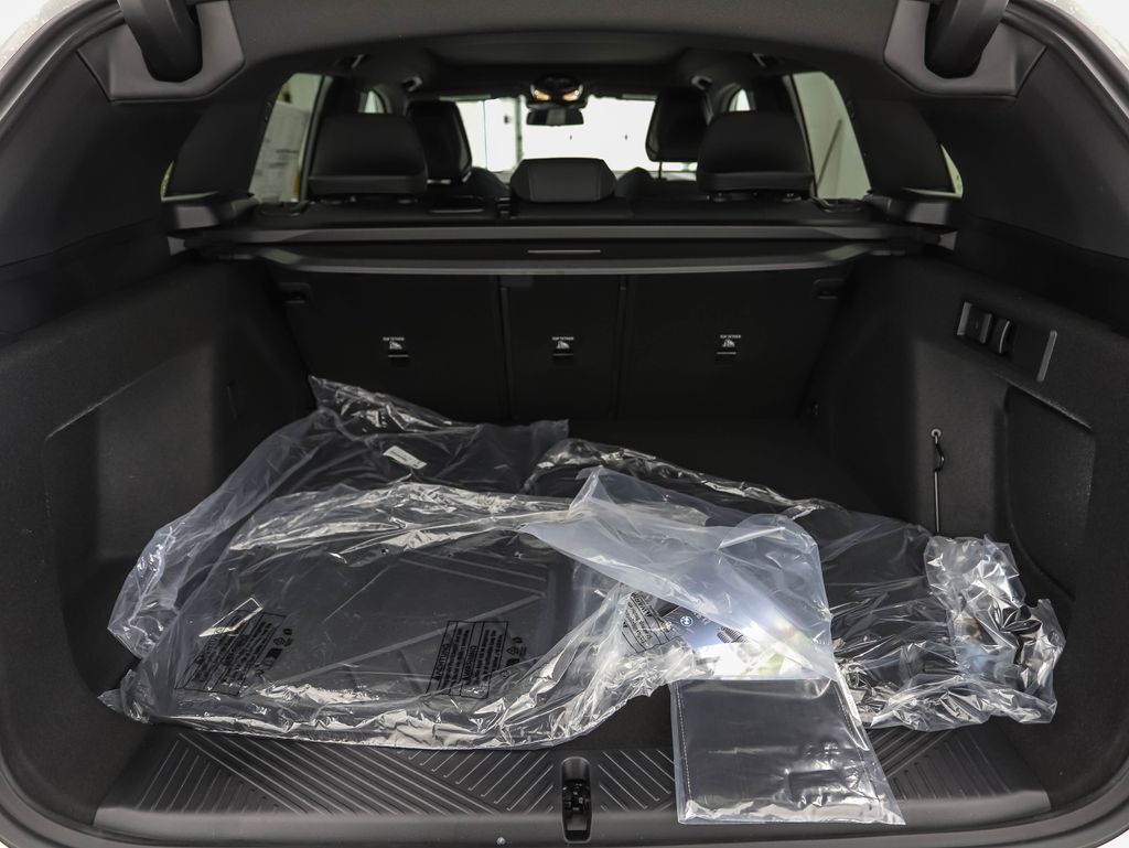 Thumbnail: 2026 BMW X3 - 22