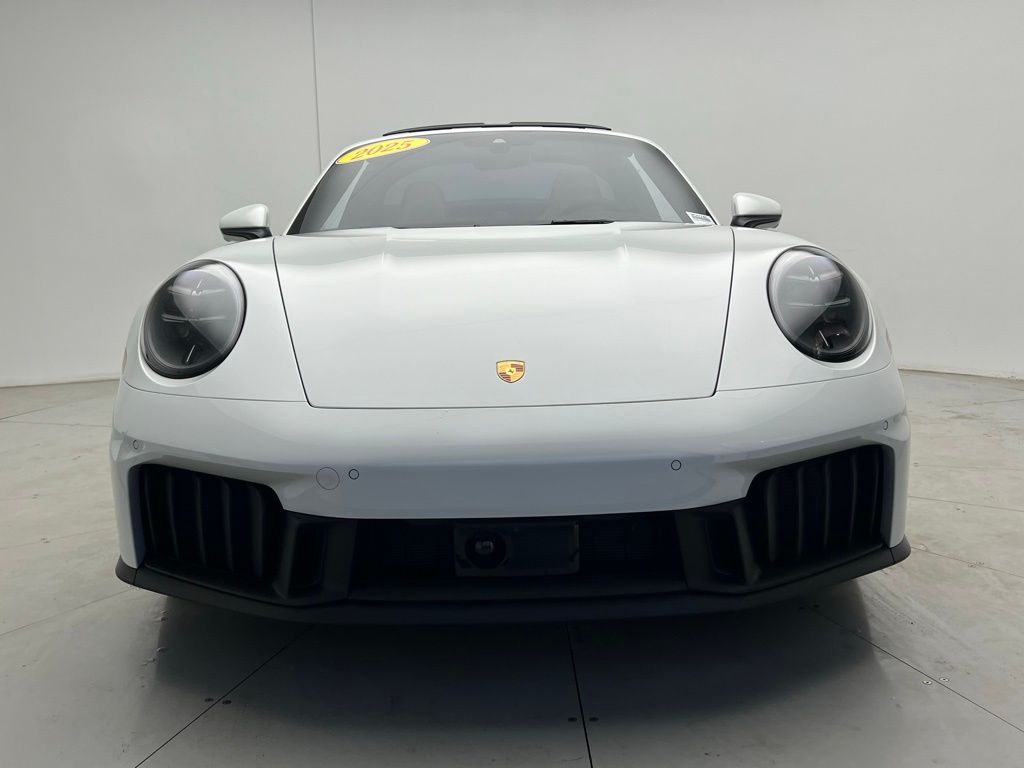 Thumbnail: 2025 Porsche 911 - 26