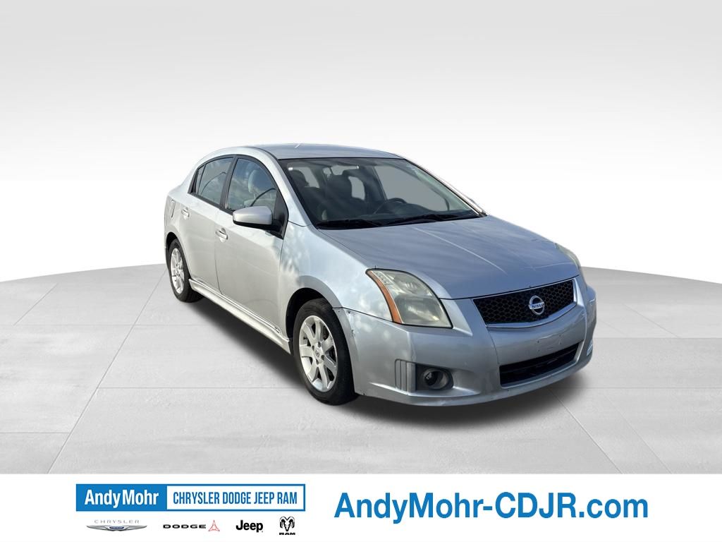 2010 Nissan Sentra Plata (Brilliant Silver Metallic) Sedán Tracción delantera Transmisión variable continua