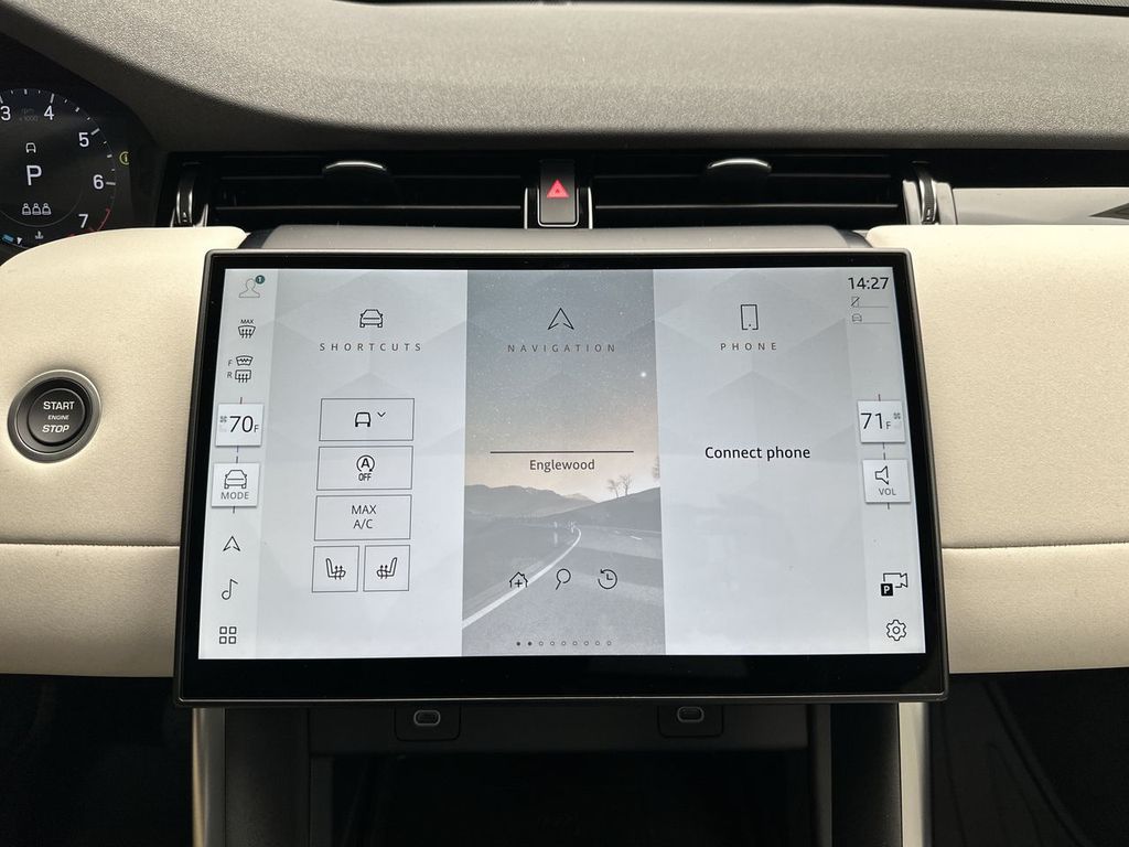 2024 Land Rover Discovery Sport S 16