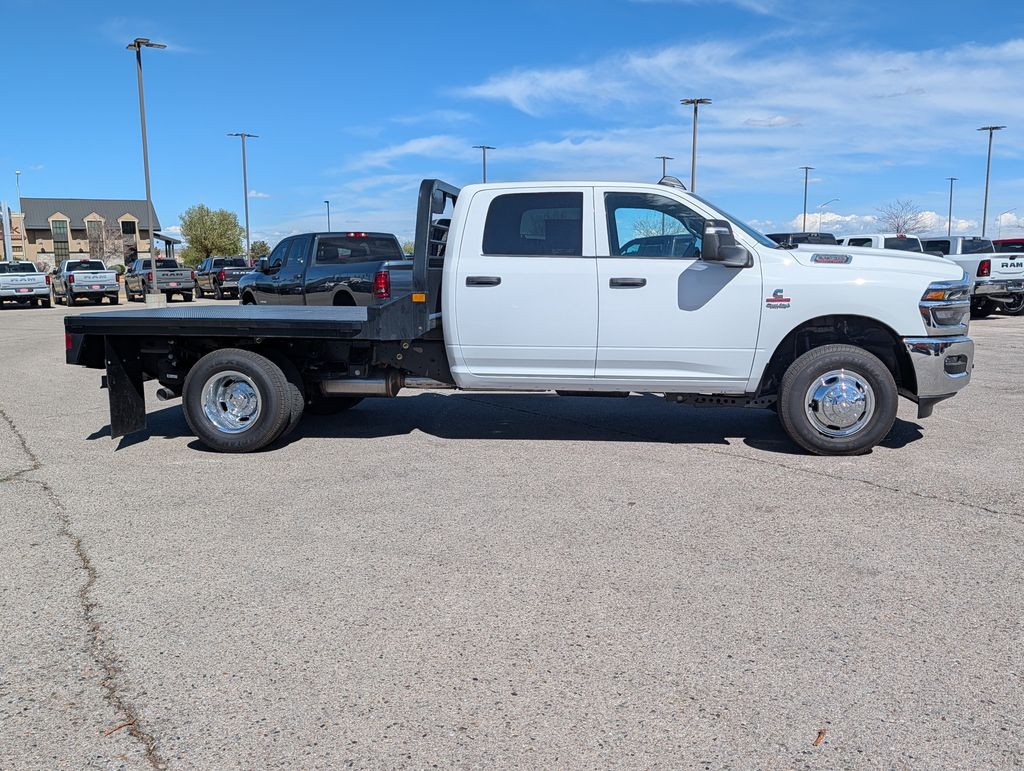 2026 Ram 3500 thumbnail 3